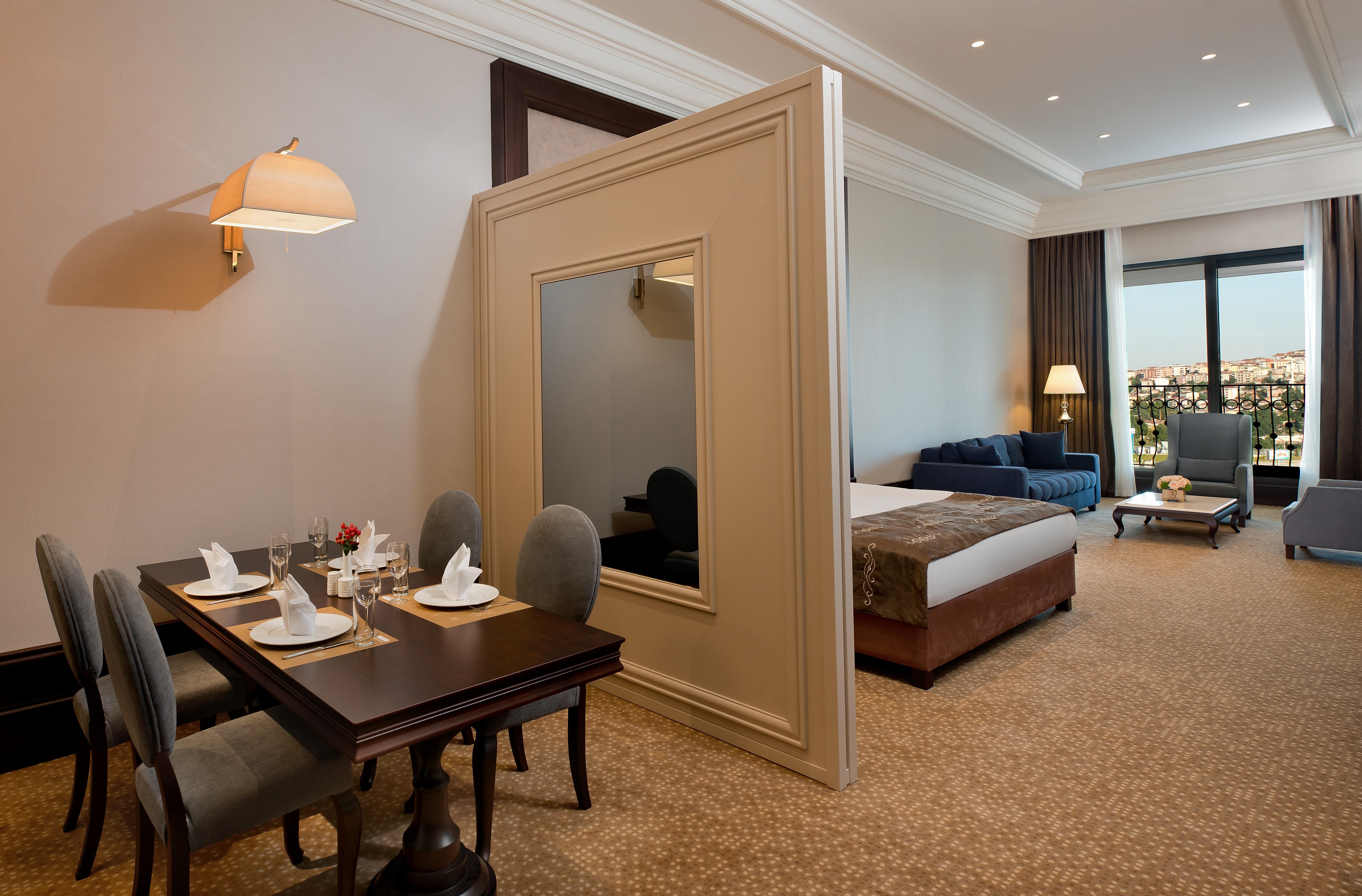 Vialand Palace Hotel Истанбул Екстериор снимка