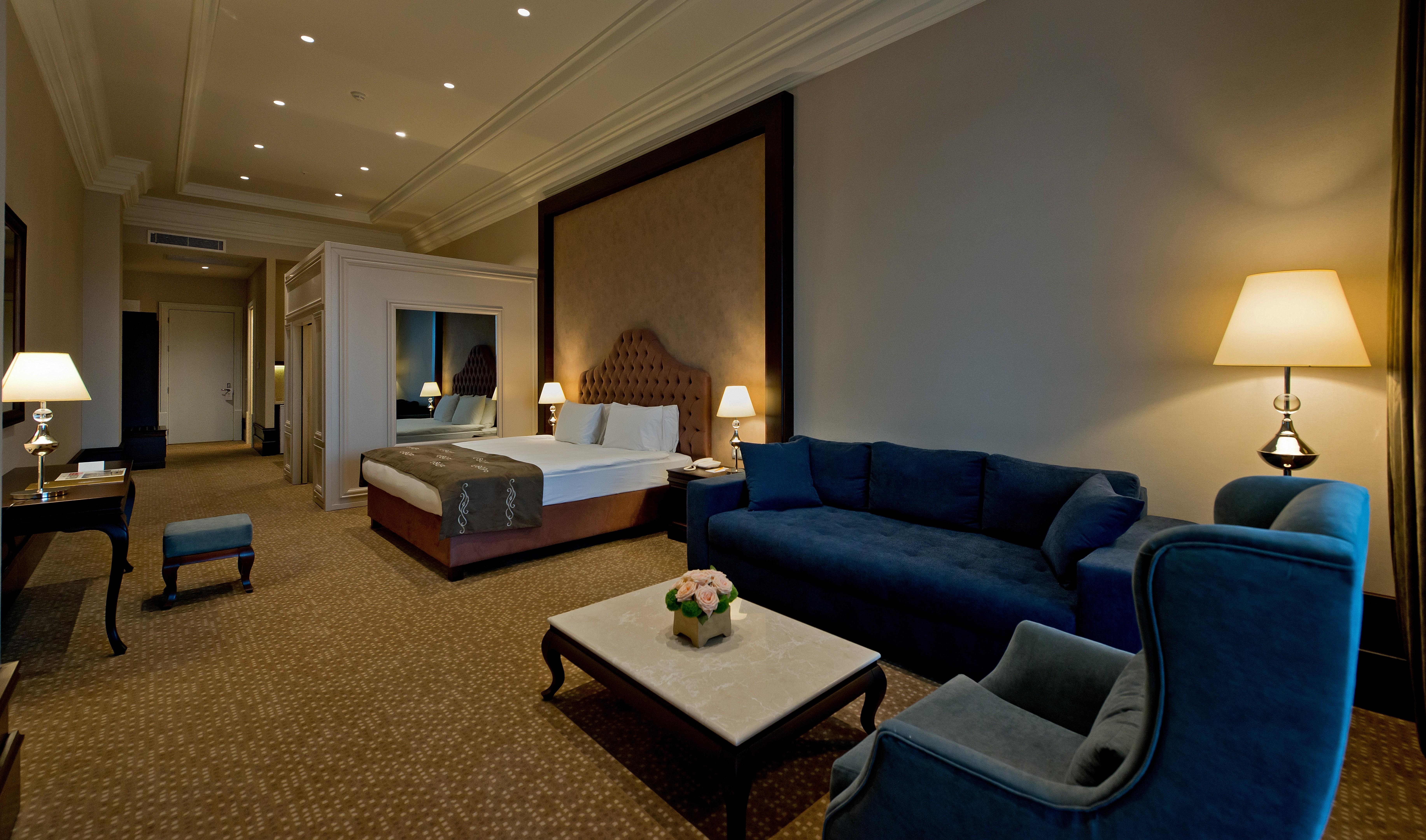 Vialand Palace Hotel Истанбул Екстериор снимка