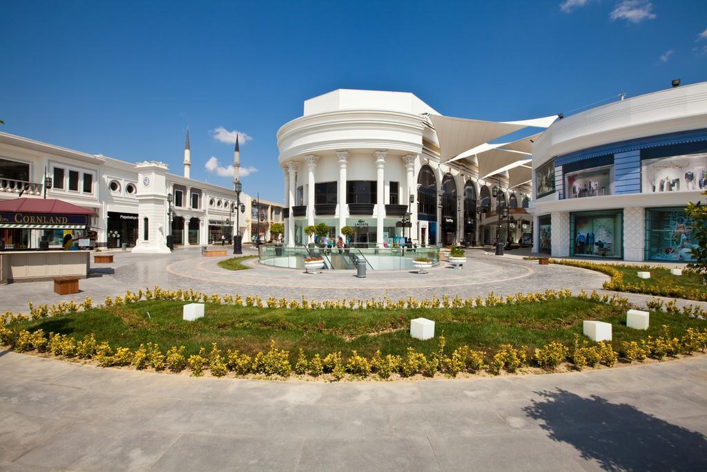 Vialand Palace Hotel Истанбул Екстериор снимка